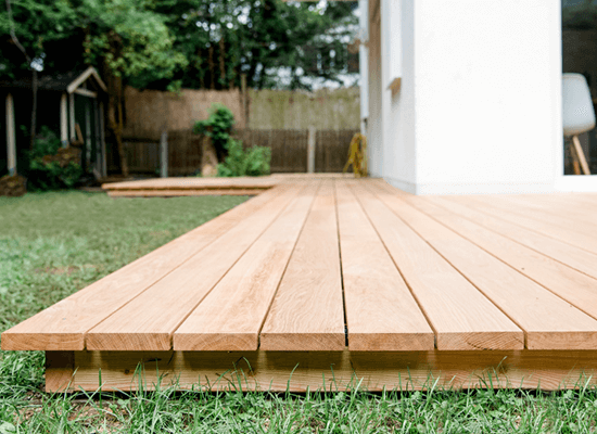 Holzterrasse